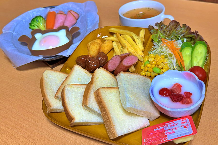朝食
